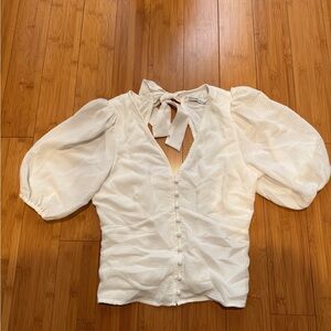 Abercrombie & Fitch White Button-Up Blouse
